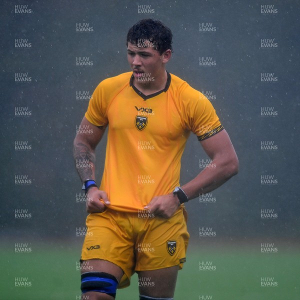140925 - Dragons RFC U18 v Scarlets U18 - Elliot Beavan of Dragons