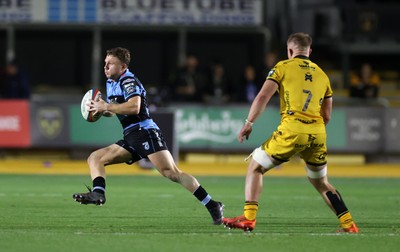 171025 - Dragons RFC v Cardiff Rugby - United Rugby Championship - Tom Bowen of Cardiff 
