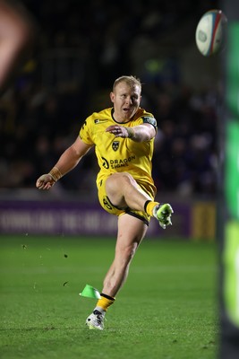 171025 - Dragons RFC v Cardiff Rugby - United Rugby Championship - Tinus de Beer of Dragons kicks the conversion