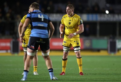 171025 - Dragons RFC v Cardiff Rugby - United Rugby Championship - Matthew Screech of Dragons 