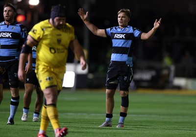 171025 - Dragons RFC v Cardiff Rugby - United Rugby Championship - Alex Mann of Cardiff 