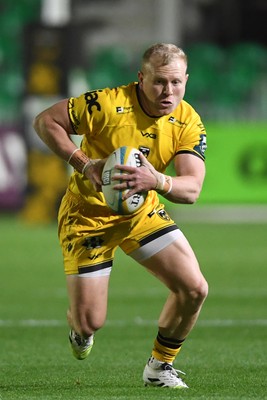 171025 - Dragons RFC v Cardiff Rugby - United Rugby Championship - Tinus De Beer of Dragons