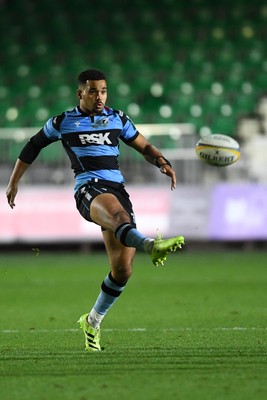 171025 - Dragons RFC v Cardiff Rugby - United Rugby Championship - Ben Thomas of Cardiff Rugby