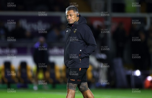 171025 - Dragons RFC v Cardiff Rugby - United Rugby Championship - Dragons RFC Head Coach Filo Tiatia 