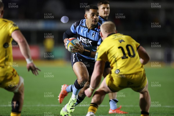 171025 - Dragons RFC v Cardiff Rugby - United Rugby Championship - Ben Thomas of Cardiff 