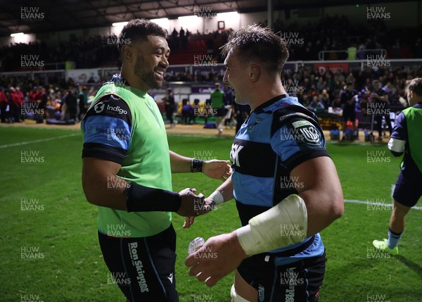 171025 - Dragons RFC v Cardiff Rugby - United Rugby Championship - Taulupe Faletau and Taine Basham of Cardiff 