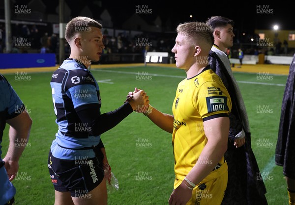 171025 - Dragons RFC v Cardiff Rugby - United Rugby Championship - Cameron Winnett of Cardiff and Harry Beddall of Dragons at full time