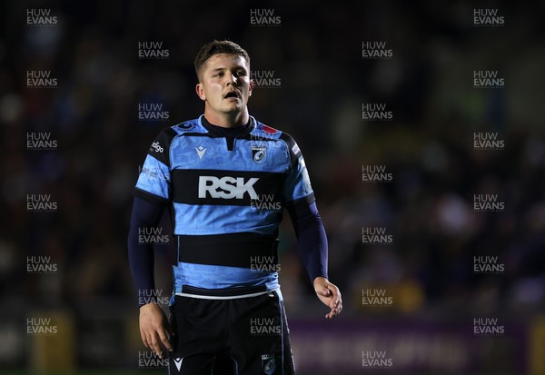 171025 - Dragons RFC v Cardiff Rugby - United Rugby Championship - Callum Sheedy of Cardiff 