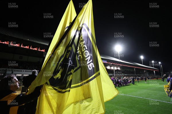171025 - Dragons RFC v Cardiff Rugby - United Rugby Championship - Guard of Honour