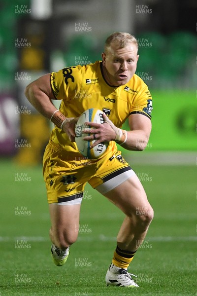 171025 - Dragons RFC v Cardiff Rugby - United Rugby Championship - Tinus De Beer of Dragons