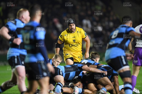171025 - Dragons RFC v Cardiff Rugby - United Rugby Championship - Rob Hunt of Dragons