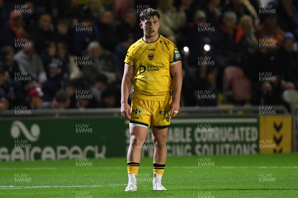 171025 - Dragons RFC v Cardiff Rugby - United Rugby Championship - Harri Ackerman of Dragons