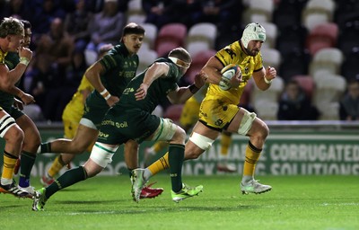 201225 - Dragons RFC v Connacht - United Rugby Championship - Harrison Keddie of Dragons makes a break