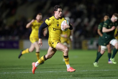201225 - Dragons RFC v Connacht - United Rugby Championship - Che Hope of Dragons makes a break to score a try