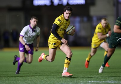 201225 - Dragons RFC v Connacht - United Rugby Championship - Che Hope of Dragons 