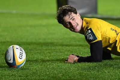 201225 - Dragons RFC v Connacht - United Rugby Championship - Che Hope of Dragons scores a try