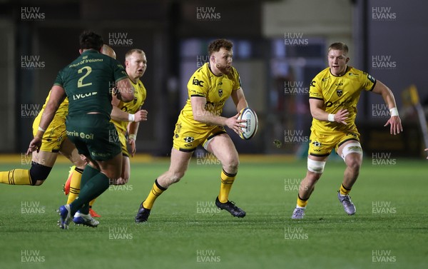 201225 - Dragons RFC v Connacht - United Rugby Championship - Aneurin Owen of Dragons 