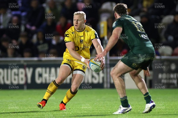 201225 - Dragons RFC v Connacht - United Rugby Championship - Tinus de Beer of Dragons 