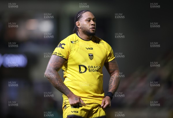 201225 - Dragons RFC v Connacht - United Rugby Championship - Levi Douglas of Dragons 