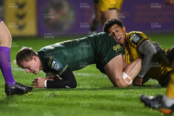 201225 - Dragons RFC v Connacht - United Rugby Championship - Sam Gilbert of Connacht scores a try