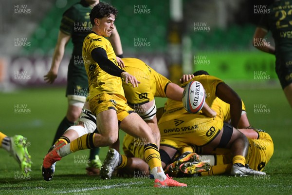 201225 - Dragons RFC v Connacht - United Rugby Championship - Che Hope of Dragons