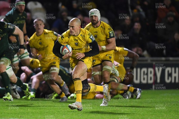 201225 - Dragons RFC v Connacht - United Rugby Championship - Jared Rosser of Dragons