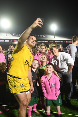 090526 - Dragons RFC v Edinburgh Rugby - United Rugby Championship - Chris Coleman of Dragons with fans at full time