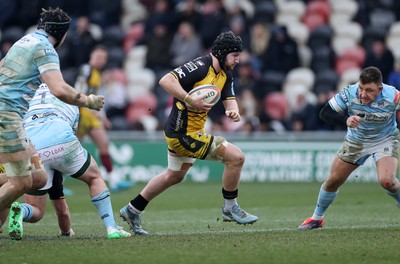 160225 - Dragons RFC v Glasgow Warriors - United Rugby Championship - Evan Minto of Dragons 