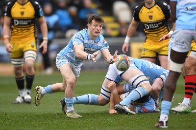 160225 - Dragons RFC v Glasgow Warriors - United Rugby Championship - George Horne of Glasgow Warriors