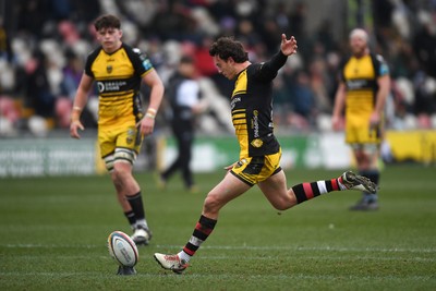 160225 - Dragons RFC v Glasgow Warriors - United Rugby Championship - Lloyd Evans of Dragons kicks a penalty