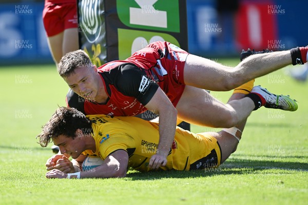 050926 - Dragons RFC v Hartpury, Preseason Friendly - Brogan Leary of Dragons scores a try