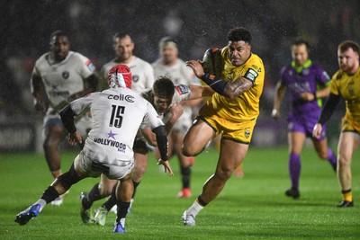 031025 - Dragons RFC v Hollywoodbets Sharks - United Rugby Championship - Fetuli Paea of Dragons is challenged by Edwill van der Merwe of Sharks