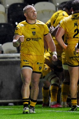 031025 - Dragons RFC v Hollywoodbets Sharks - United Rugby Championship - Tinus De Beer of Dragons celebrates 