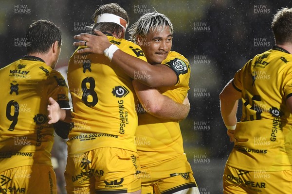 031025 - Dragons RFC v Hollywoodbets Sharks - United Rugby Championship - Aaron Wainwright of Dragons celebrates scoring a try with team mates