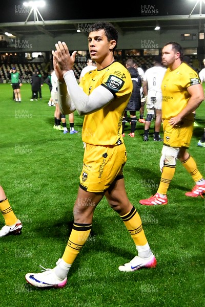031025 - Dragons RFC v Hollywoodbets Sharks - United Rugby Championship - Rio Dyer of Dragons applauding fans at full time