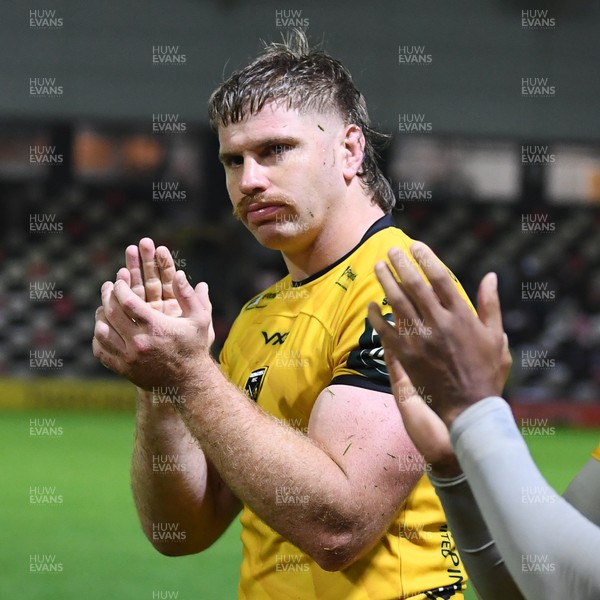 031025 - Dragons RFC v Hollywoodbets Sharks - United Rugby Championship - Aaron Wainwright of Dragons