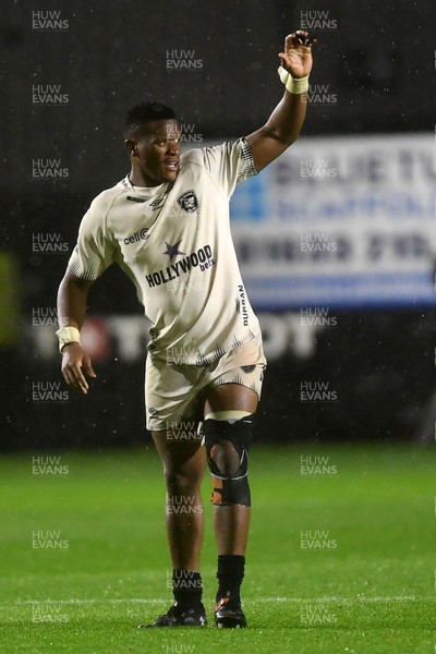 031025 - Dragons RFC v Hollywoodbets Sharks - United Rugby Championship - Phepsi Buthelezi of Sharks