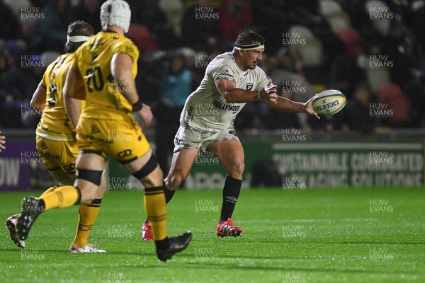 031025 - Dragons RFC v Hollywoodbets Sharks - United Rugby Championship - Ruan Dreyer of Sharks