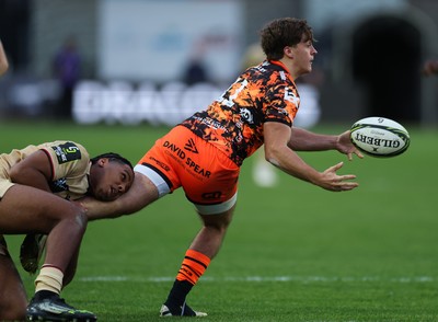 141225 - Dragons RFC v Lyon Olympique Universitaire, EPCR Challenge Cup - Huw Anderson of Dragons feeds the ball out