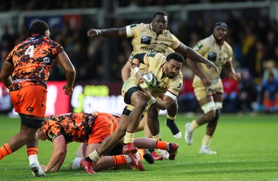 141225 - Dragons RFC v Lyon Olympique Universitaire, EPCR Challenge Cup - Iosefo Balewairiki of Lyon breaks for the line