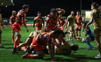 141225 - Dragons RFC v Lyon Olympique Universitaire, EPCR Challenge Cup - Robert Hunt of Dragons celebrates as the Dragons power over for Harri Keddie of Dragons to score try