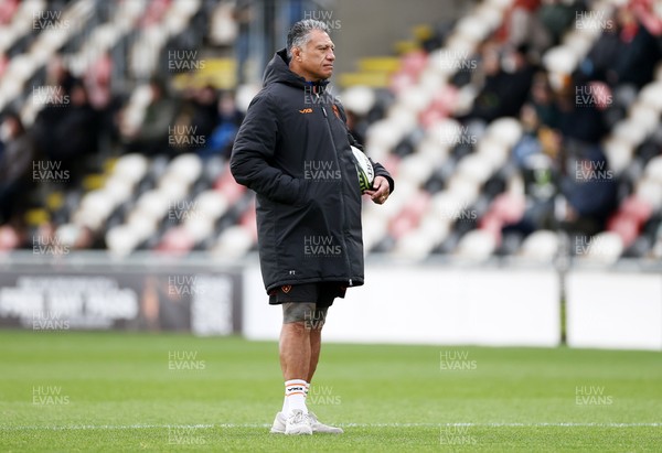 141225 - Dragons RFC v Lyon Olympique Universitaire - European Rugby Challenge Cup - Dragons Head Coach Filo Tiatia 