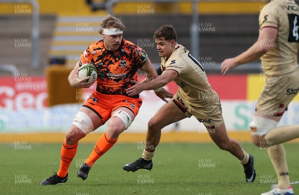 141225 - Dragons RFC v Lyon Olympique Universitaire - European Rugby Challenge Cup - Aaron Wainwright of Dragons 