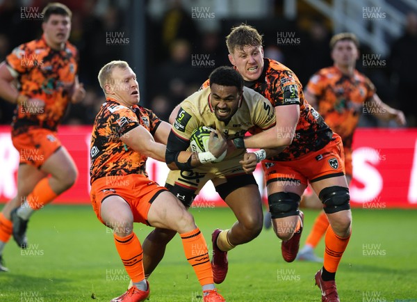 141225 - Dragons RFC v Lyon Olympique Universitaire, EPCR Challenge Cup - Iosefo Balewairiki of Lyon is tackled by Tinus de Beer of Dragons and Matthew Screech of Dragons
