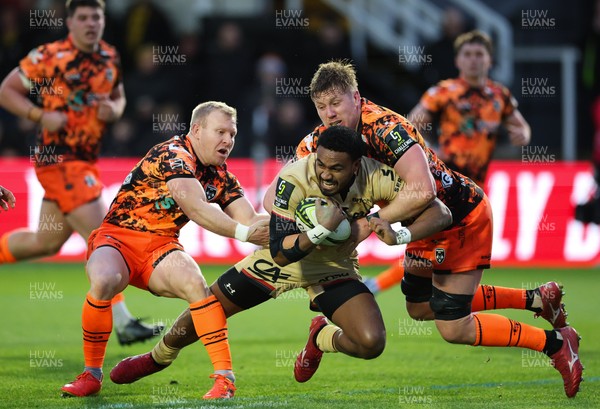 141225 - Dragons RFC v Lyon Olympique Universitaire, EPCR Challenge Cup - Iosefo Balewairiki of Lyon is tackled by Tinus de Beer of Dragons and Matthew Screech of Dragons
