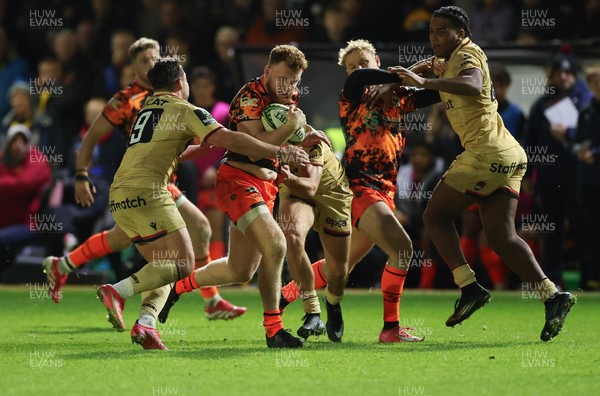 141225 - Dragons RFC v Lyon Olympique Universitaire, EPCR Challenge Cup - Aneurin Owen of Dragons charges forward