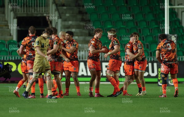 141225 - Dragons RFC v Lyon Olympique Universitaire, EPCR Challenge Cup - Dragons players celebrate on the final whistle