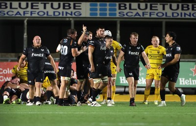 091026 - Dragons RFC v Ospreys - United Rugby Championship - Morgan Morris of Ospreys celebrates scoring a try