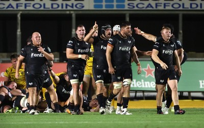 091026 - Dragons RFC v Ospreys - United Rugby Championship - Morgan Morris of Ospreys celebrates scoring a try