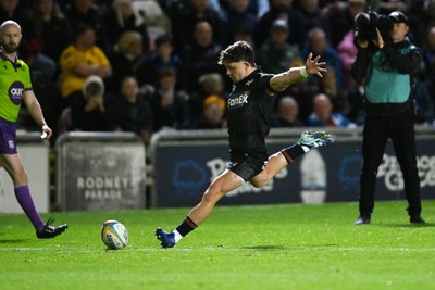 091026 - Dragons RFC v Ospreys - United Rugby Championship - Dan Edwards of Ospreys kicks the conversion